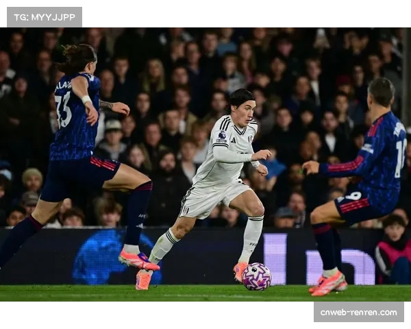 战术评论：富勒姆边翼卫战术制胜，揭示曼联边路防守的固有顽疾